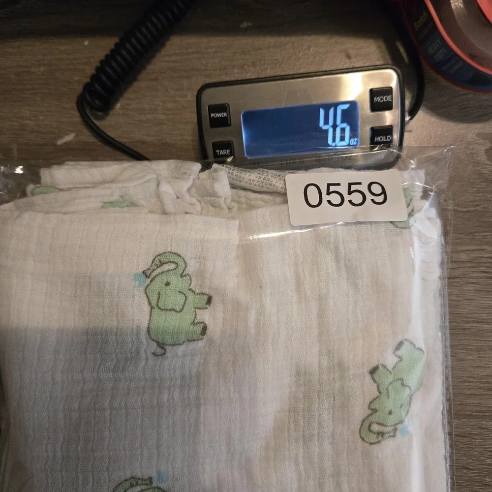 Aden + Anais‎ Muslin Swaddle Baby Blanket White Green Elephant Print 100% Cotton